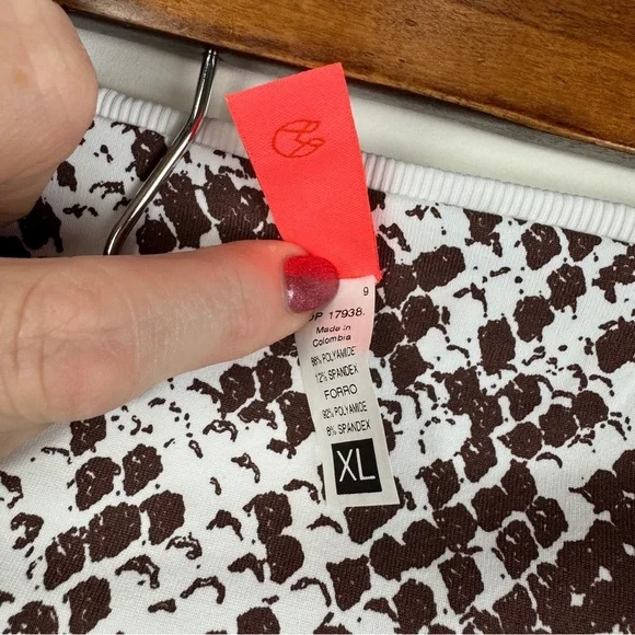 Maaji White & Brown Reversible Stretchy Bikini Bottoms Women's XL NEW - Picture 8 of 12